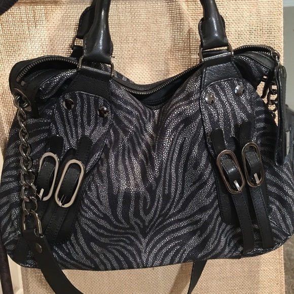 👛👜NWOT - MICHELE SHOULDER BAG - Picture 5 of 11